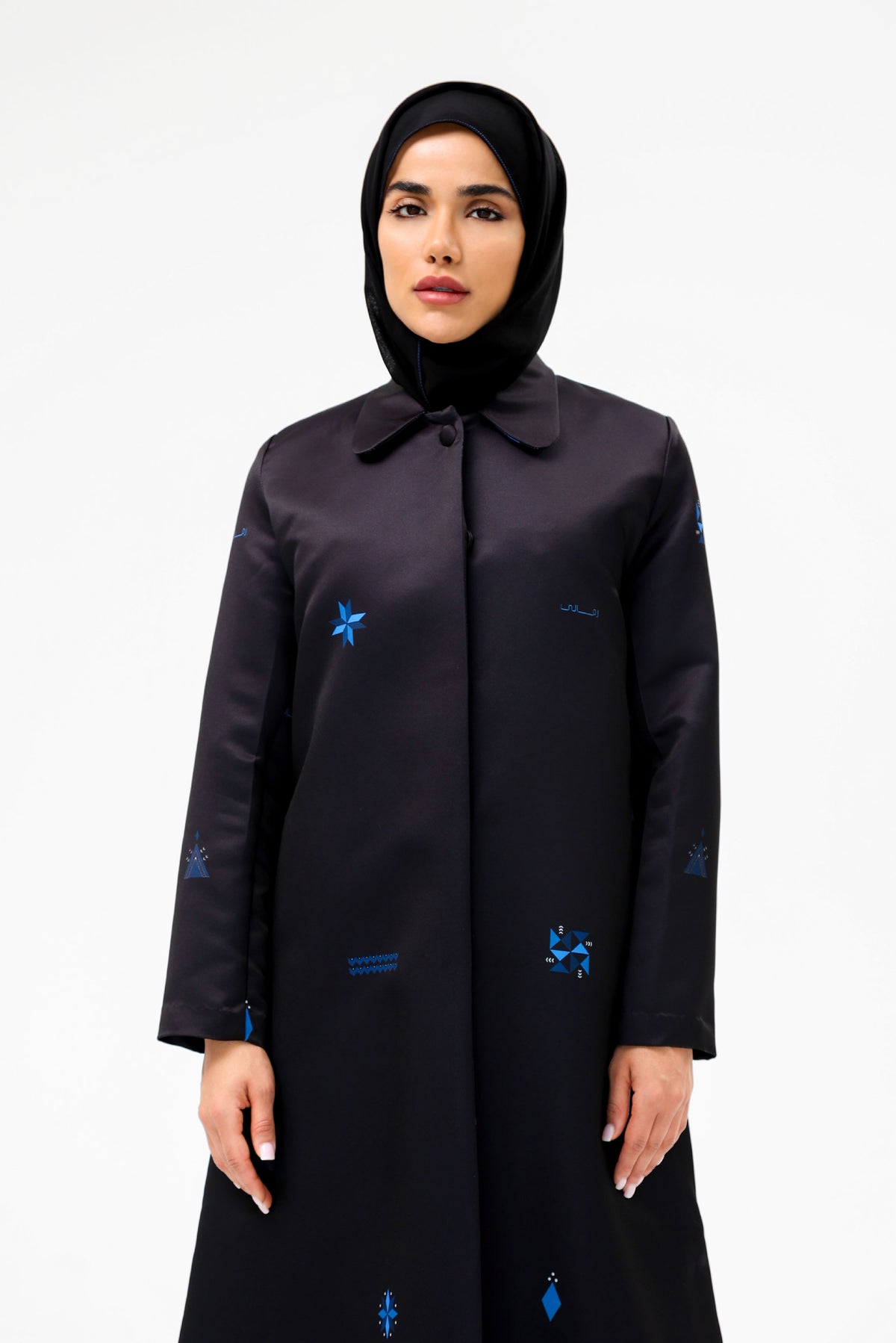 Printed Al-Qatt Al-Asiri Abaya in Midnight