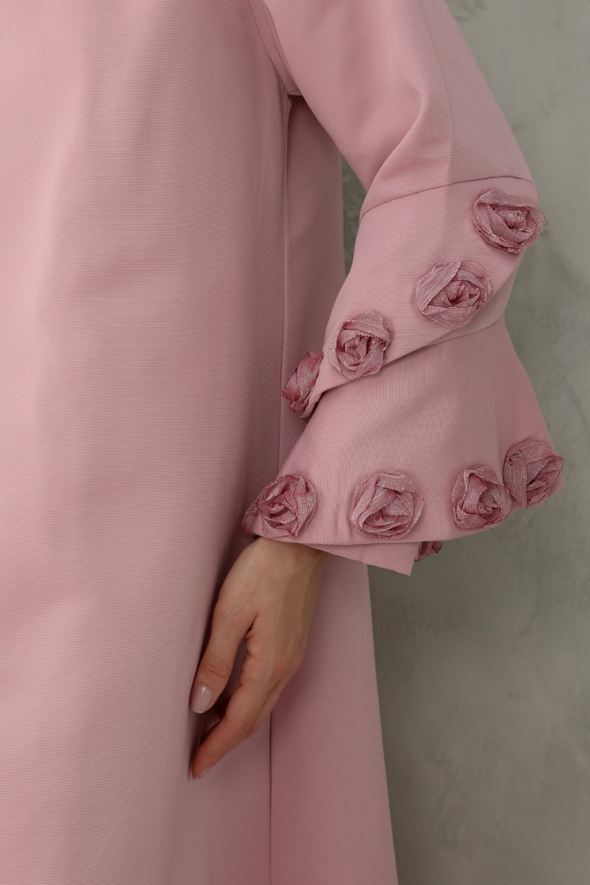 Al-Taif Spiral Sleeve Floral Abaya