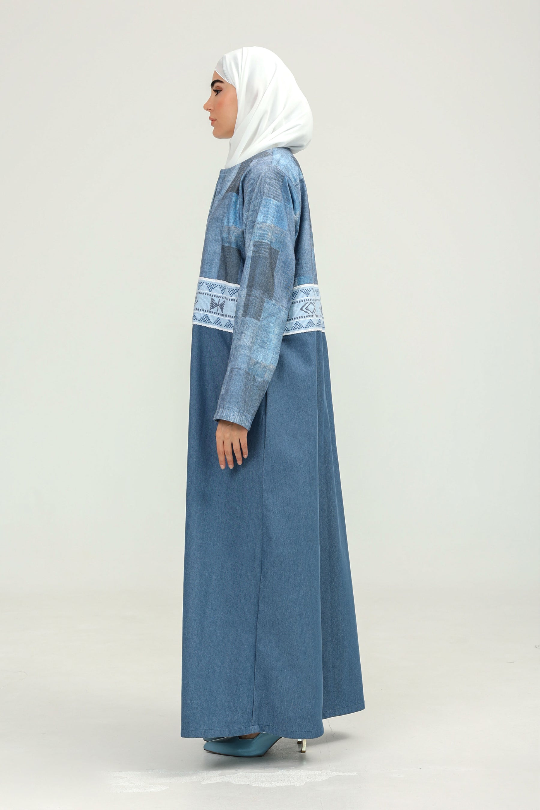 Light Denim Sadu Abaya