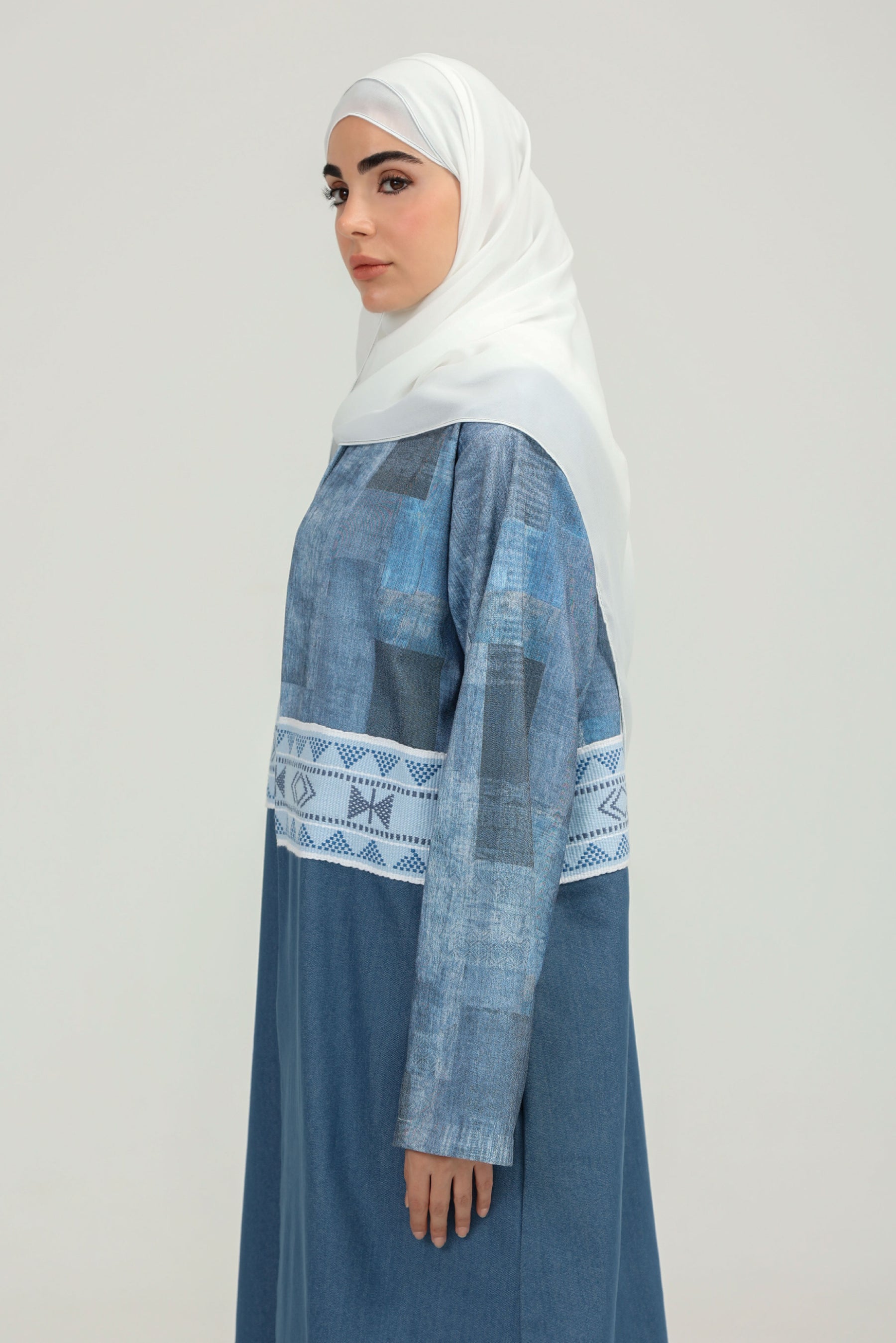 Light Denim Sadu Abaya